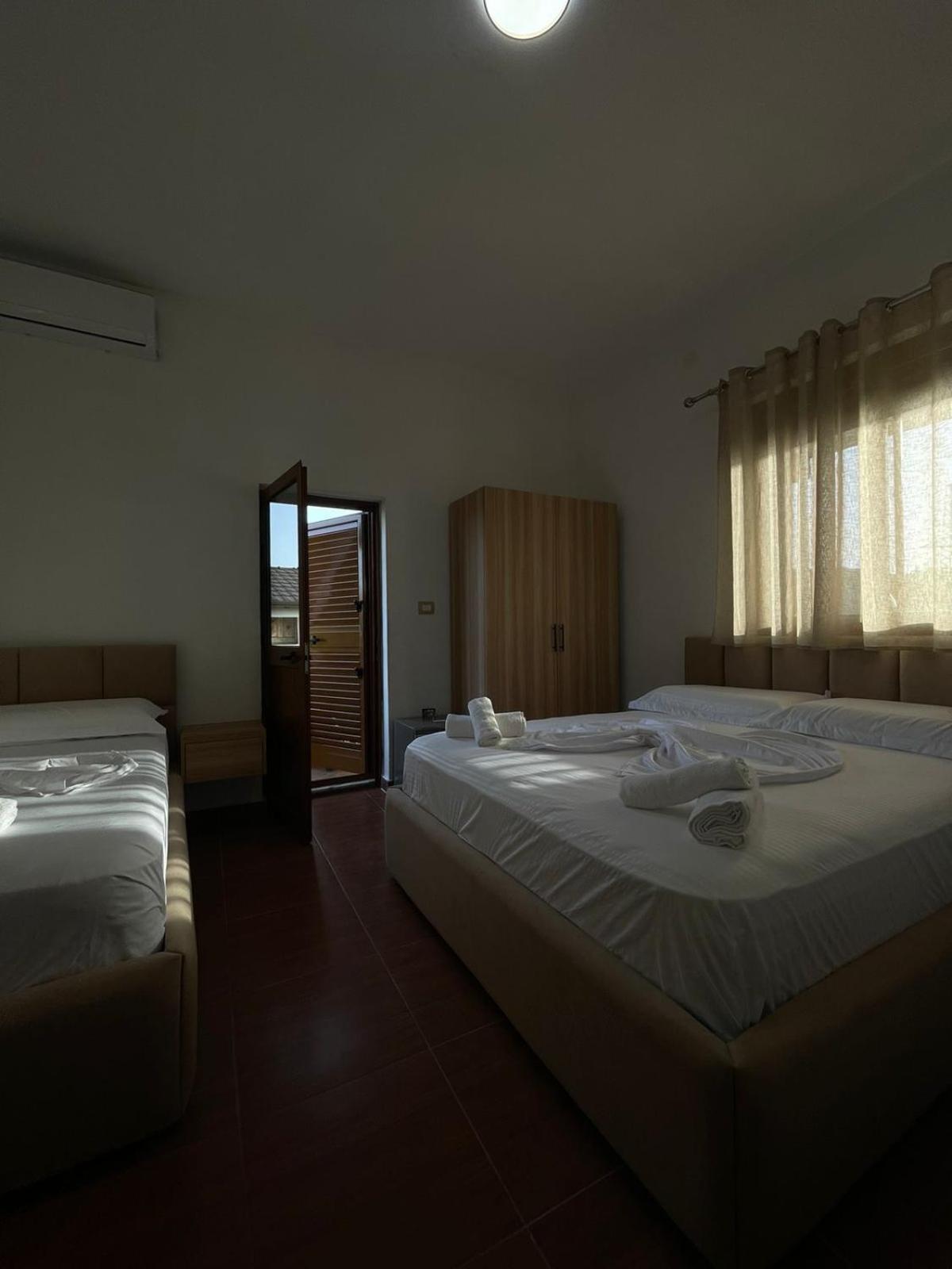 Prela'S Rooms Shkodër Extérieur photo