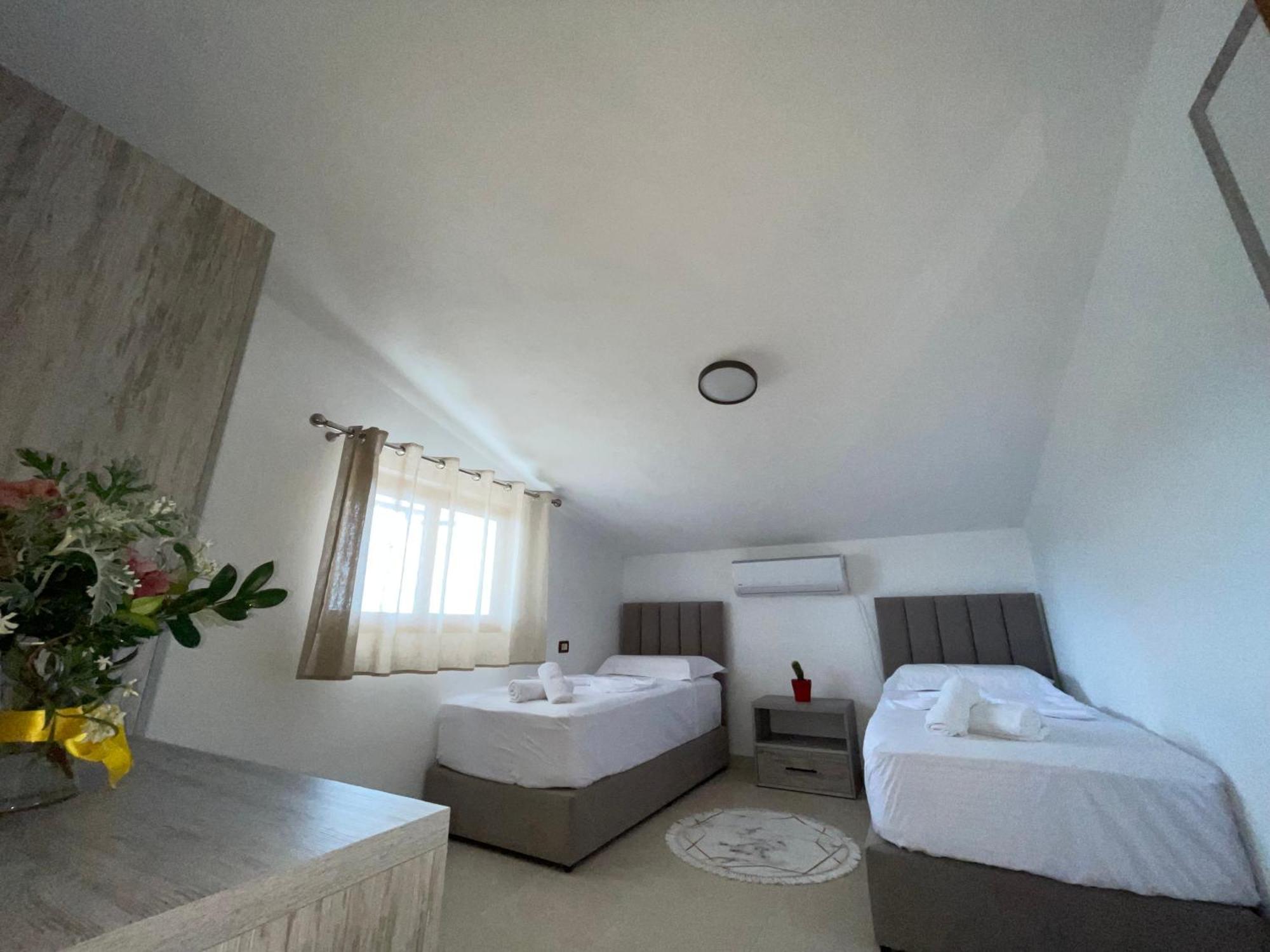 Prela'S Rooms Shkodër Extérieur photo