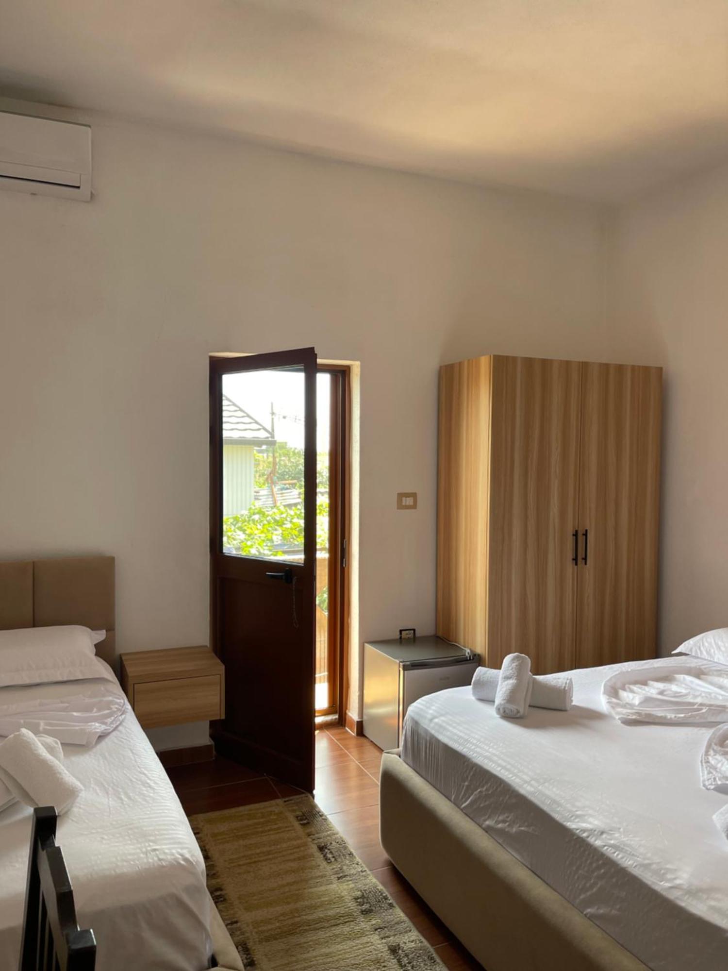 Prela'S Rooms Shkodër Extérieur photo