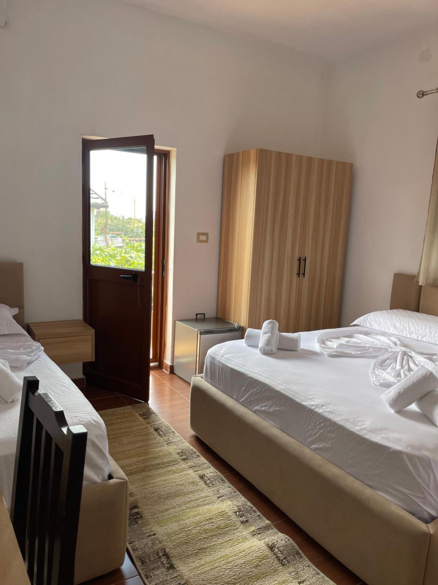 Prela'S Rooms Shkodër Extérieur photo